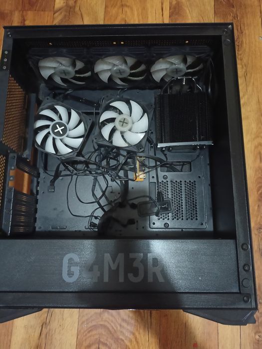 Obudowa komputera super stan