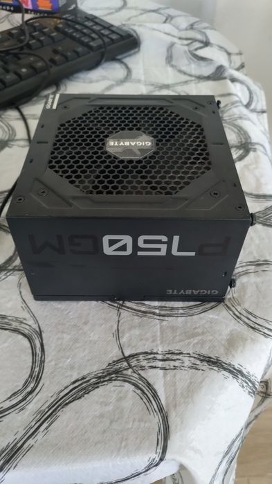 Fonte P750GM gigabyte