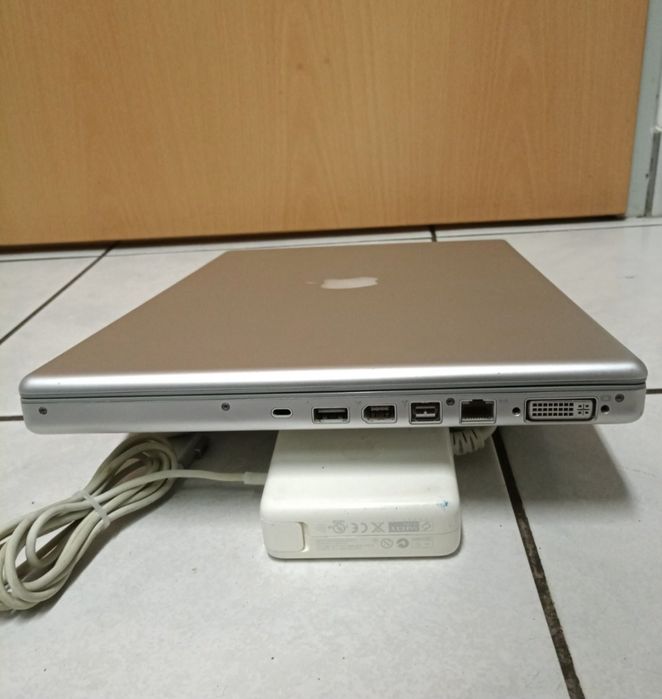 Ноутбук Аррle MacBook Pro