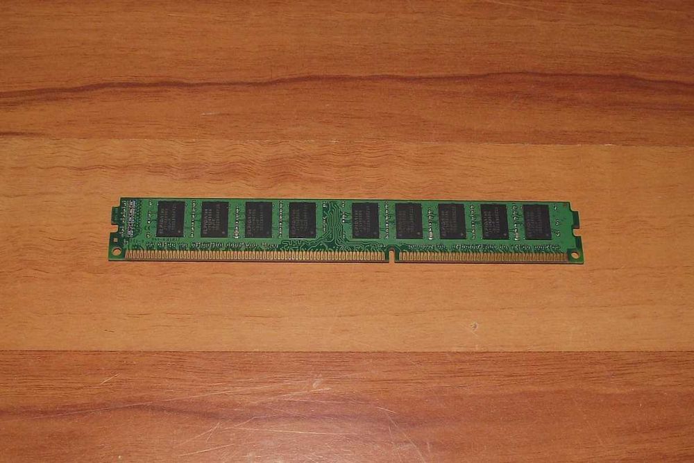 Pamięć DDR3 2GB Kingston 1333MHz (PC3-10600) Low Profil