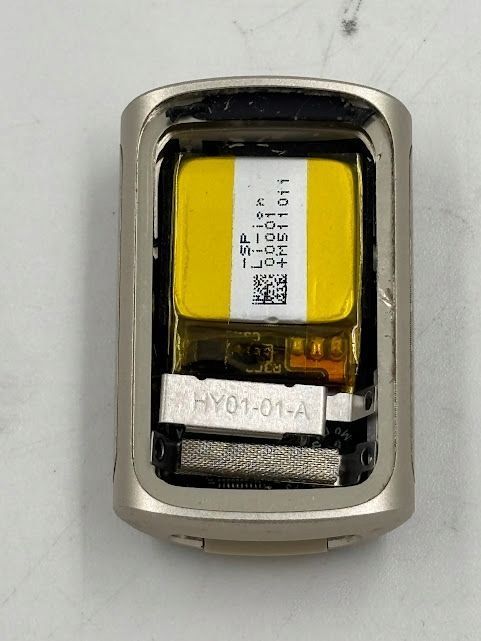 uszkodzony smartband fitbit charge 5 beżowy bluetooth opis