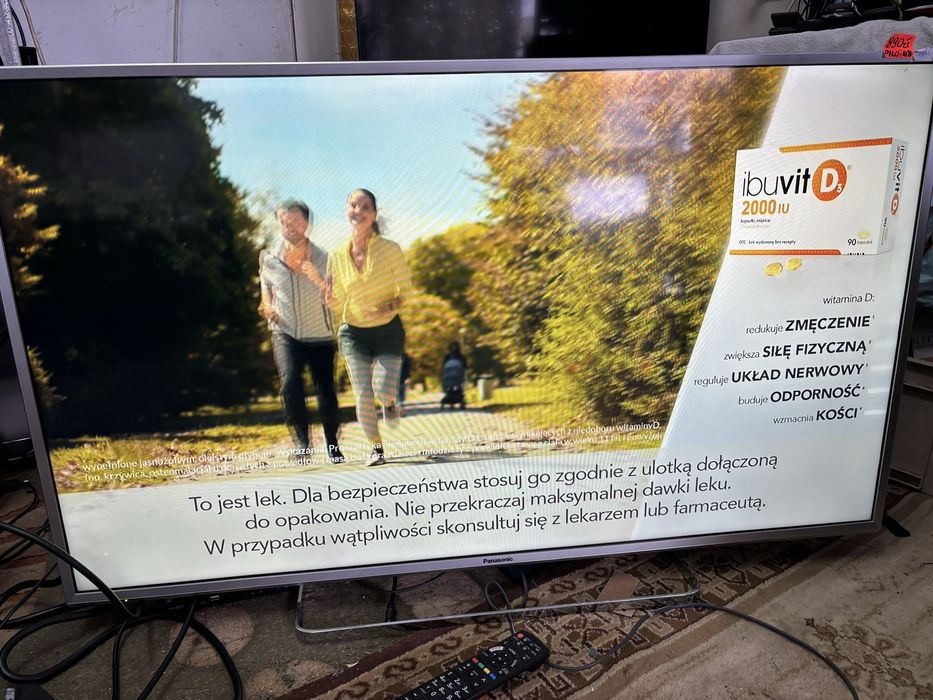 Telewizor Panasonic 49 cali ze Smartem z dekoderem DVBT2 z pilotem