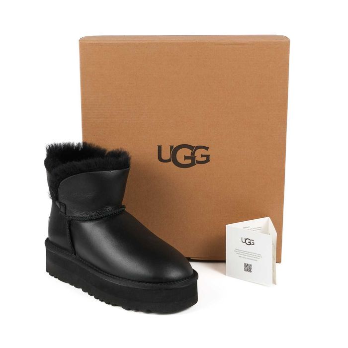 Шкіряні жіночі уггі на платформі UGG Australia