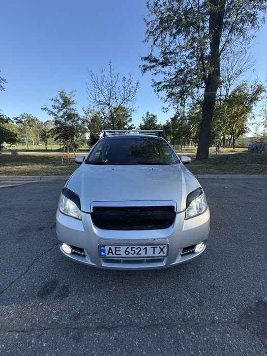 Chevrolet Aveo 2008 • 1.6 Газ/Бензин