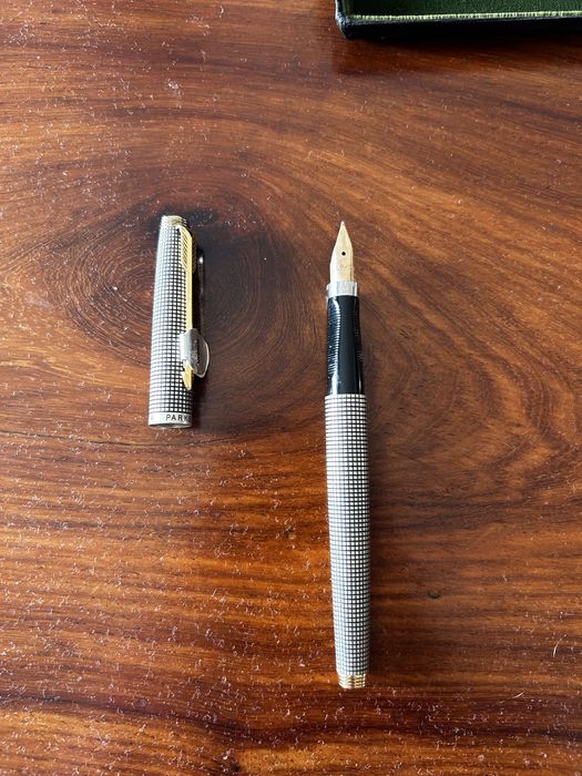 Parker 75 Cisele em prata esterlina e ouro