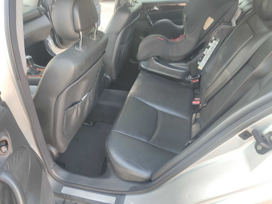 Mercedes-benz C220