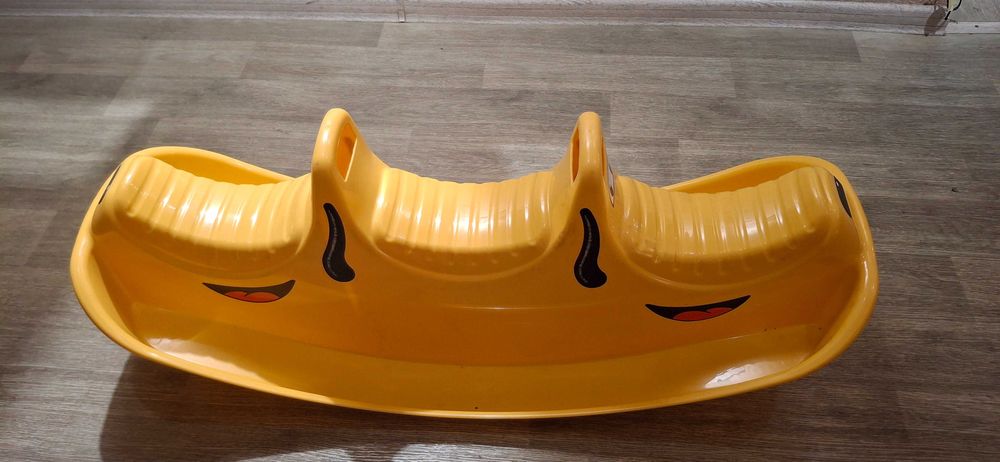 Гойдалка для дітей