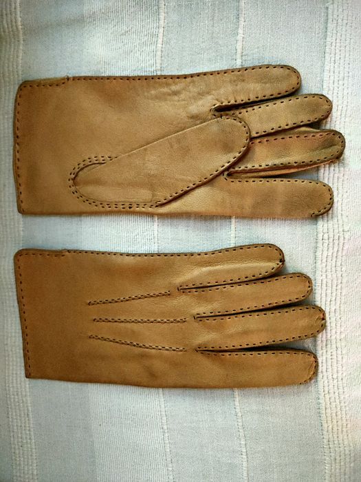 Luvas em pele para homem