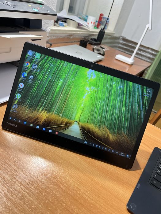 Ноутбук TOSHIBA Portege X30T-E / Touch / 13.3” 1920x1080 FullHD / i5-8250U / 16 ГБ / SSD / 256 ГБ / Intel UHD Graphics 620 / 2 battery / Класс Б Б/У