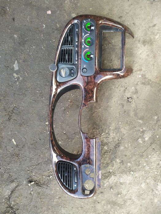 Решітка накладка приборки  Форд Скорпіо 2, Ford Scorpio Mk2
