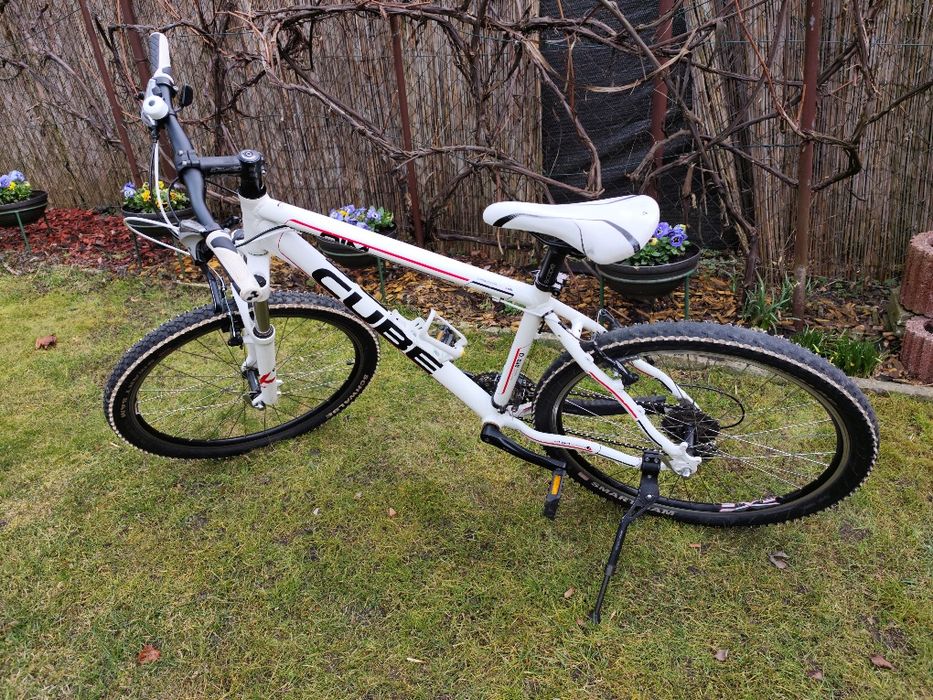 Rower CUBE rozm 18 ,koła 26