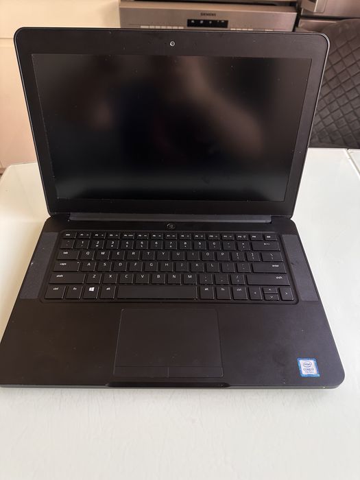 Laptop RYZER BLADE uszkodzony i7-7700H/256GB SSD/16GB RAM GTX-1060