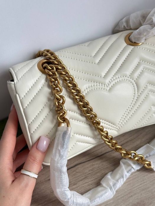 Сумка Gucci Marmont Mini Shoulder Bag, Gold Hardware Cream