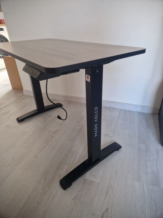 Biurko z elektryczny stelaż Mark Adler Xeno 4.0