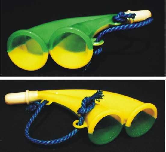 Gaita antiga - anos 60 - feita de plástico duro -