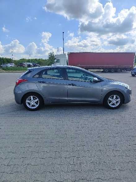Hyundai i30 sprzedam