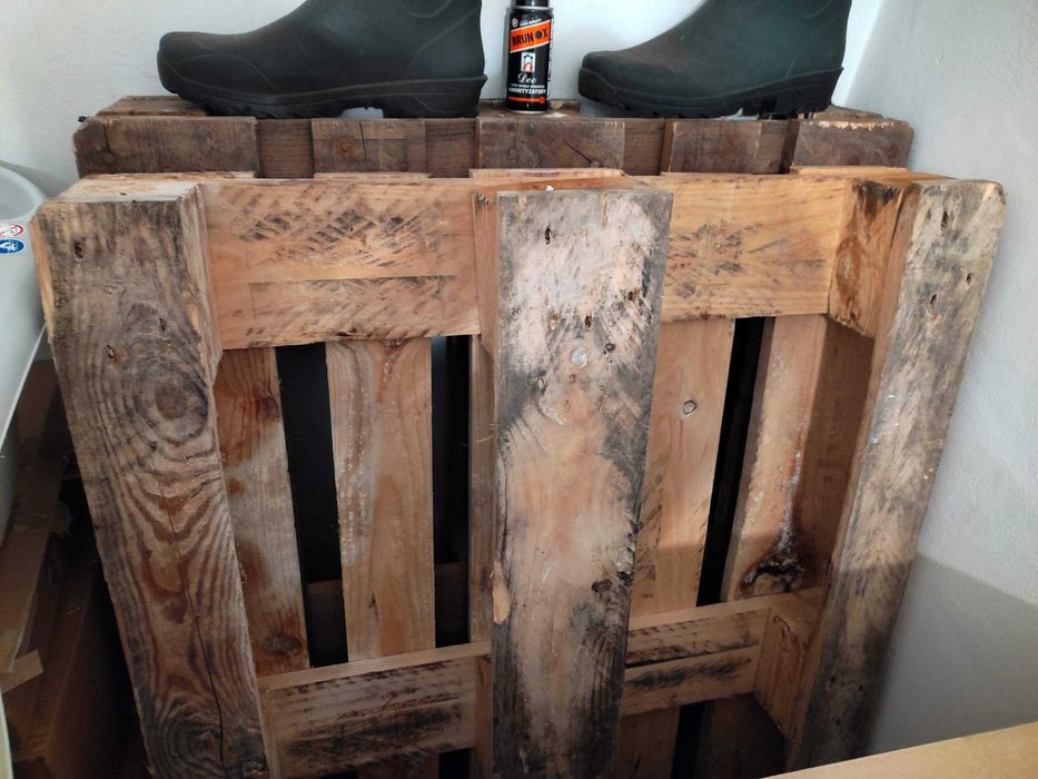 dwie europalety 120x80 cm