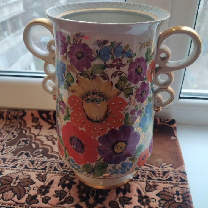 Декоративна ваза "Самоцвіти"