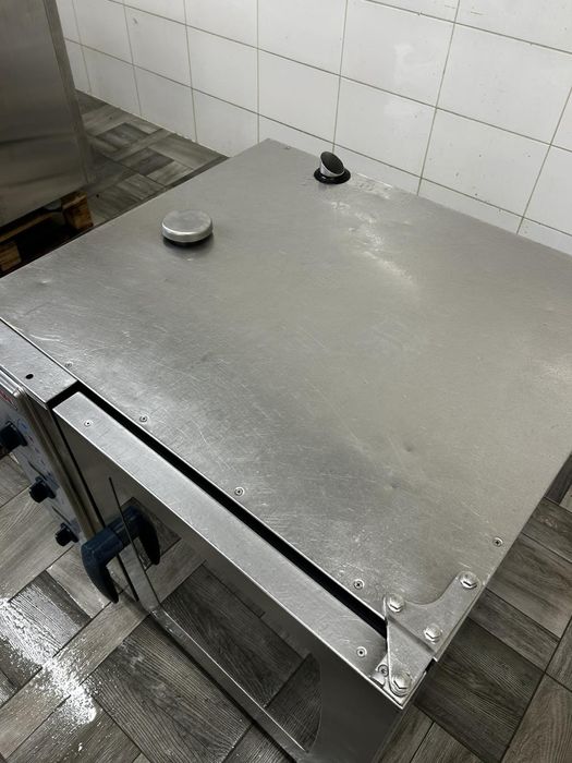 Пароконвектомат 6 рівнів Rational cm