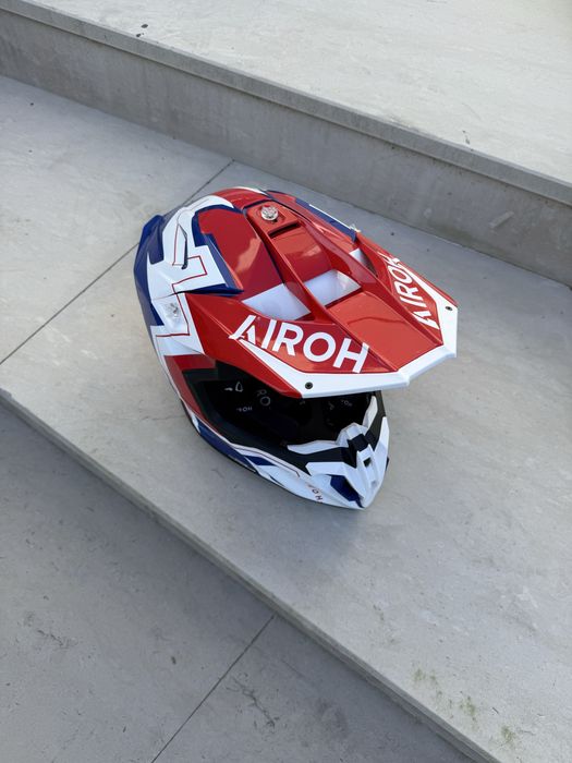Capacete airoh twist 3