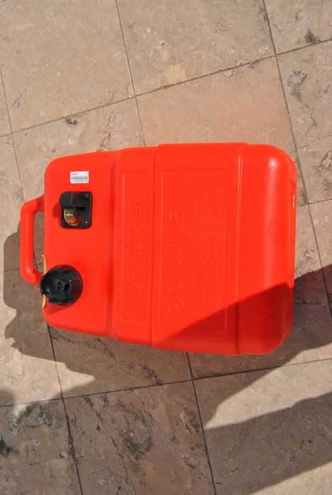 Depósito Portátil NOVO 25L "SCEPTER"