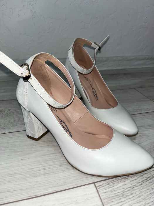 Туфлі  весільні
