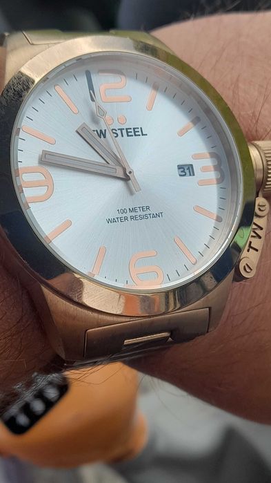 Zegarek TW STEEL Canteen