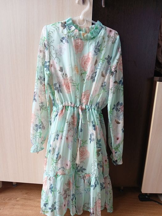 Сукня для дівчинки