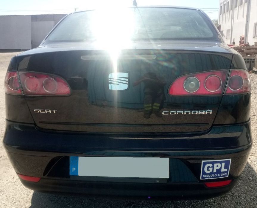 Seat Cordoba 2005 1.4i 16v ( motor:BKY caixa:GRZ) para peças