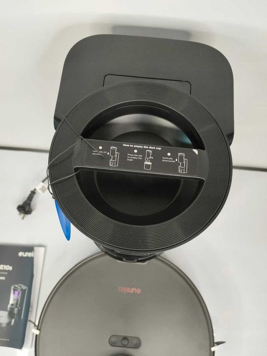 B181 Robot sprzątający Eureka NER  czarny Aplikacja odkurzacz mopujący