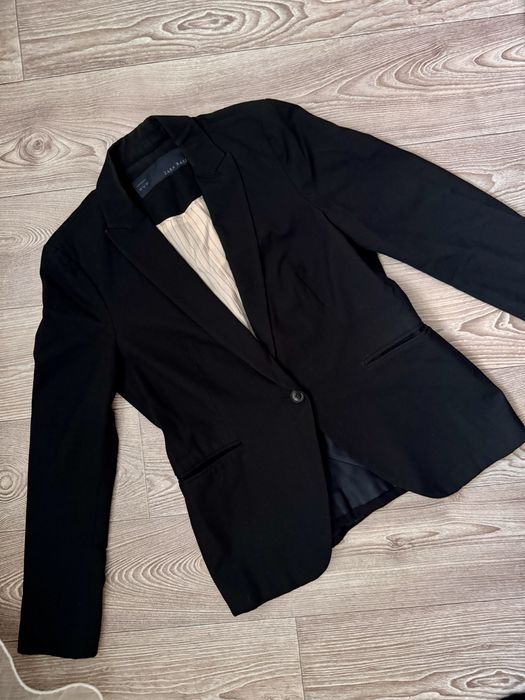 Стильний піджак від Zara
