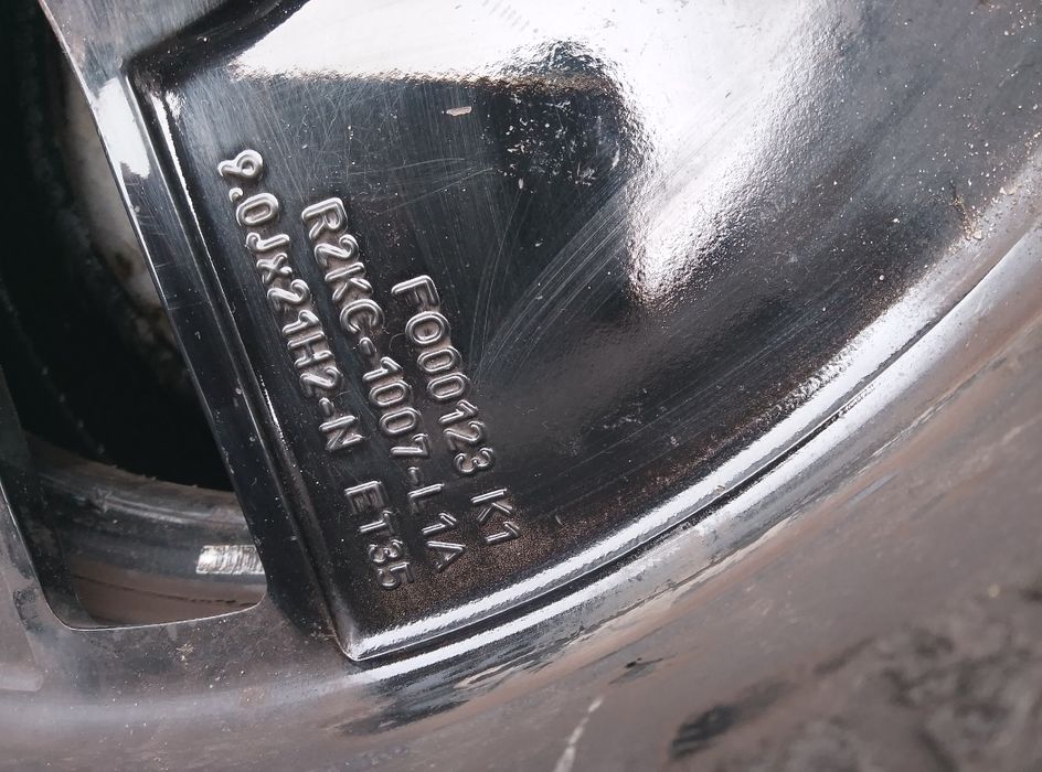 Felga Aluminiowa orginalna Ford Explorer Electric 21 cal