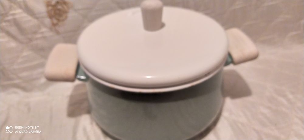 Garnek do prac gospodarczych 8 zł