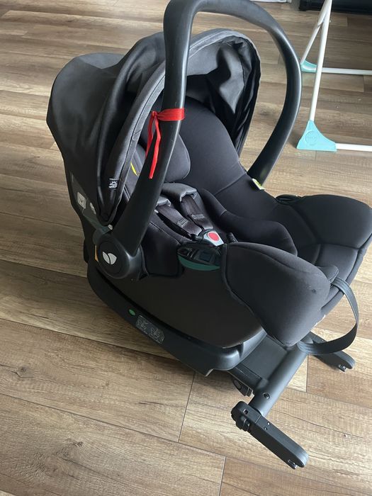 Fotelik 0-13kg Joie i-Snug 2 z bazą IsoFix