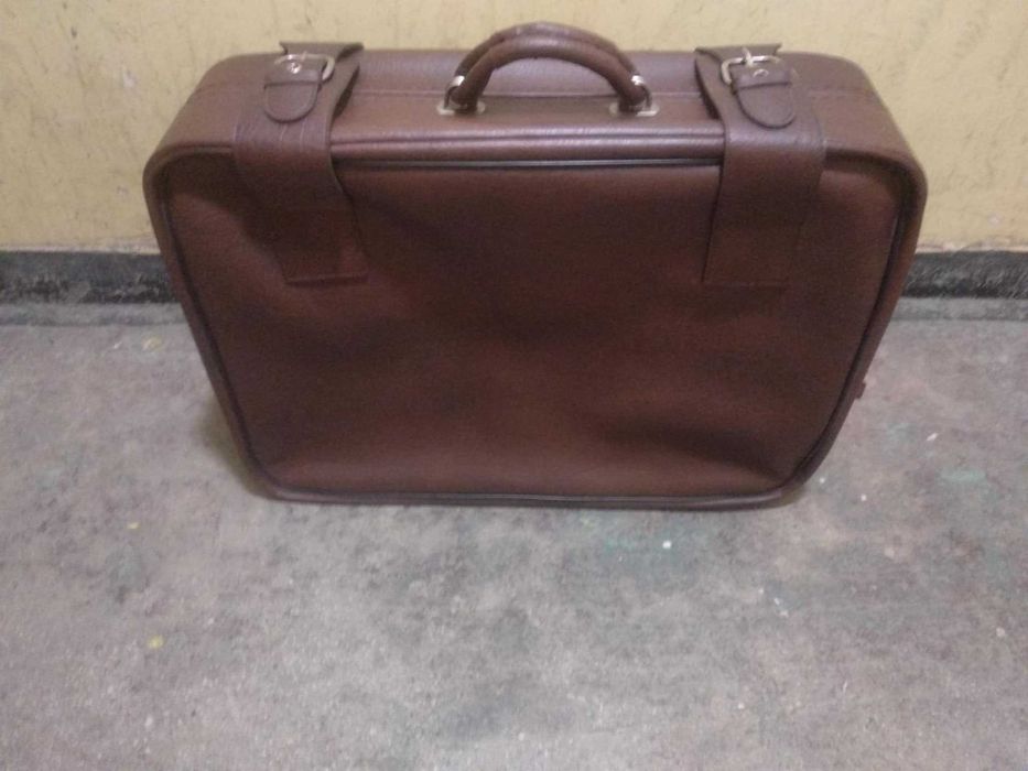 Walizka z okresu PRL, vintage retro