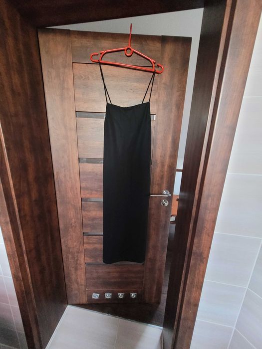 Nowa czarna sukienka bez pleców na ramiączka ZARA 36 S