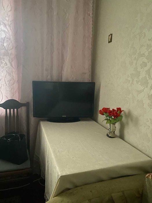 Довгострокова оренда кімнати/бульвар Висоцького 6Б/Троєщина