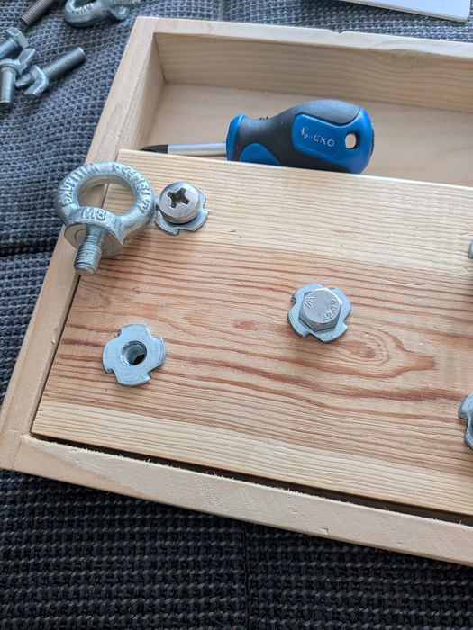 Montessori mały majsterkowicz śrubki śrubokręty Zabawki z duszą