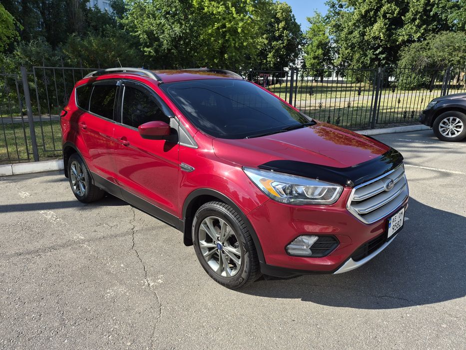 Продам Ford Escape-Kuga