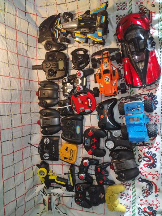 Пульти від радіокерованих машинок гелікоптерів літаків ціна договірна