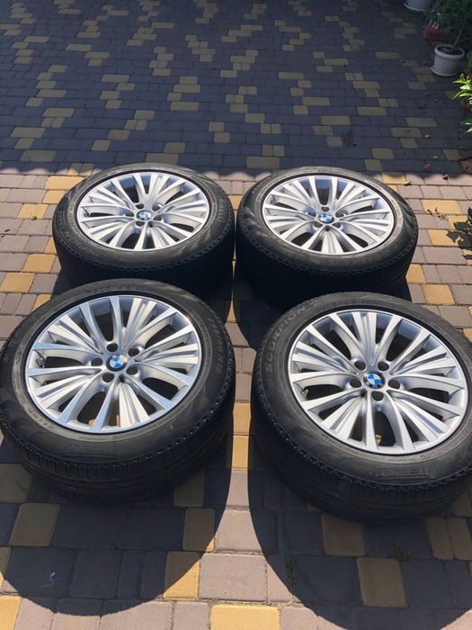 Продам летние шины BMW 255/50 R19