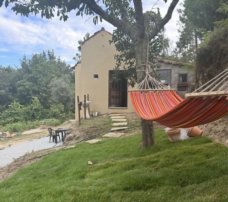 Terreno rural com casa de apoio