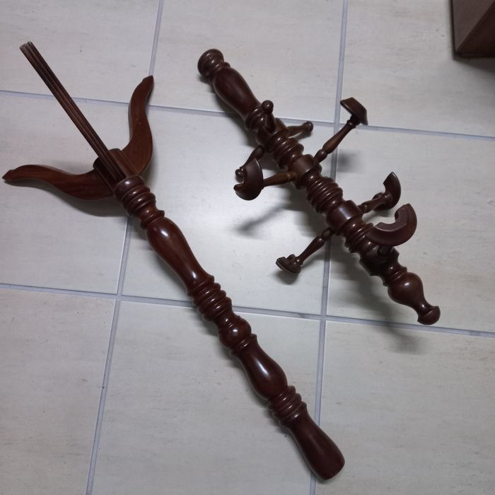 Cabide madeira castanha