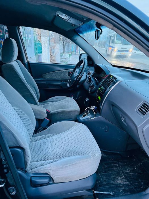 В продаже Hyundai Tucson 2.0 CRDI,Автоматическая коробка передач