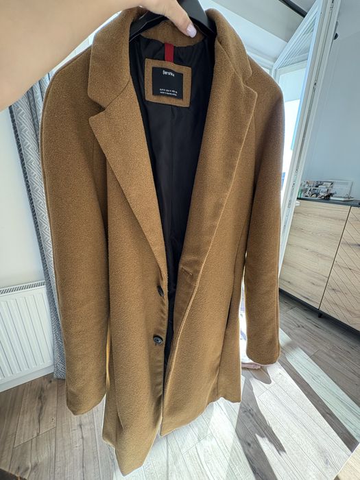 Płaszcz męski Bershka