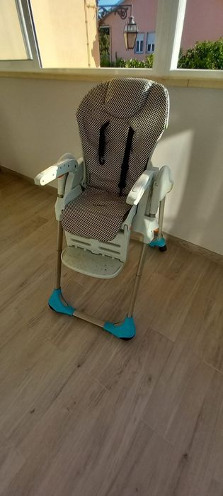 Vendo cadeira para criança