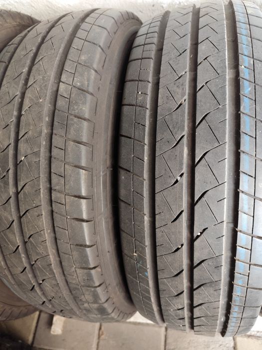 Pneus 225/65r16C Bridgestone Duravis  75% piso