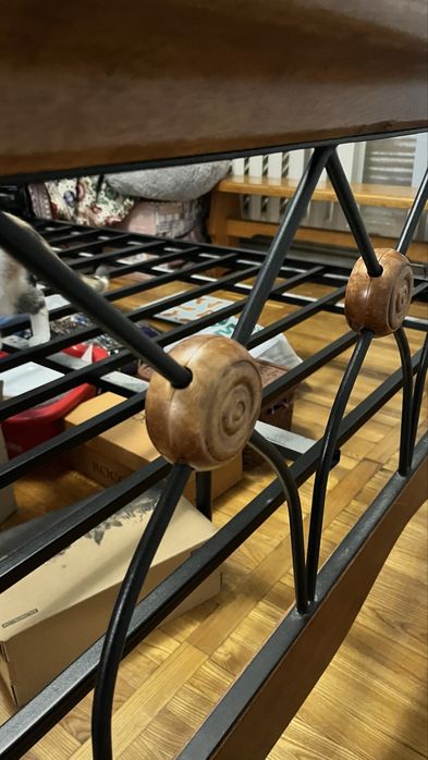 Ліжко каркарсне Б/у