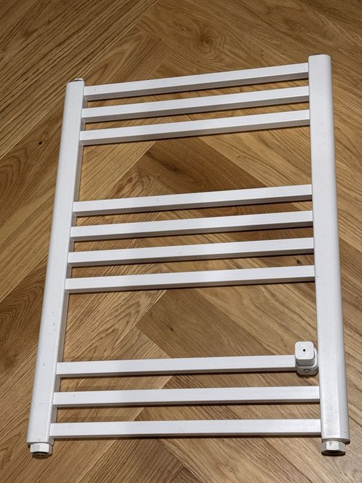 Grzejnik nowy leroy merlin bialy