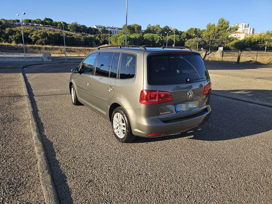 Vw Touran 1.6 Diesel - 7 Lugares